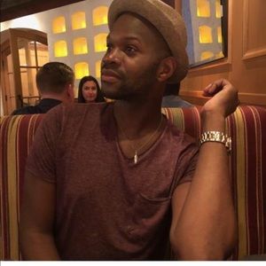 Meet your Posher, Anthony